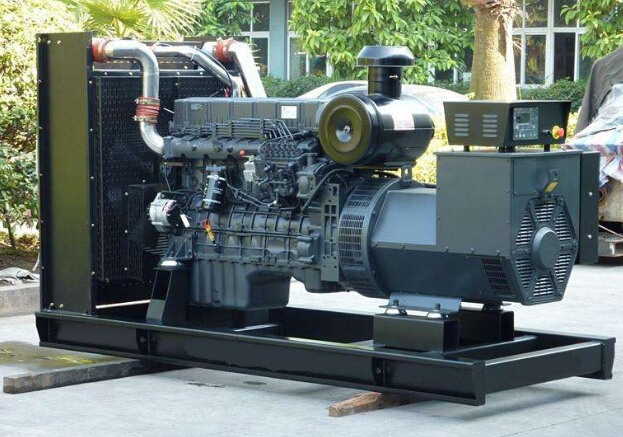稻城全新本田150kw大型柴油发电机组